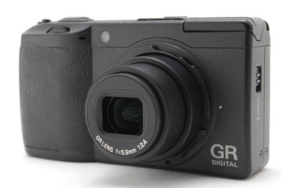 Near MINT] Ricoh GR Digital II 10.1MP 28mm f/2.4 Compact Camera