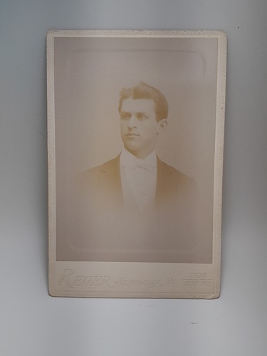Vintage Cabinet Card Photo Man Bow-Tie Hair Part by Reger, Altoon, PA.