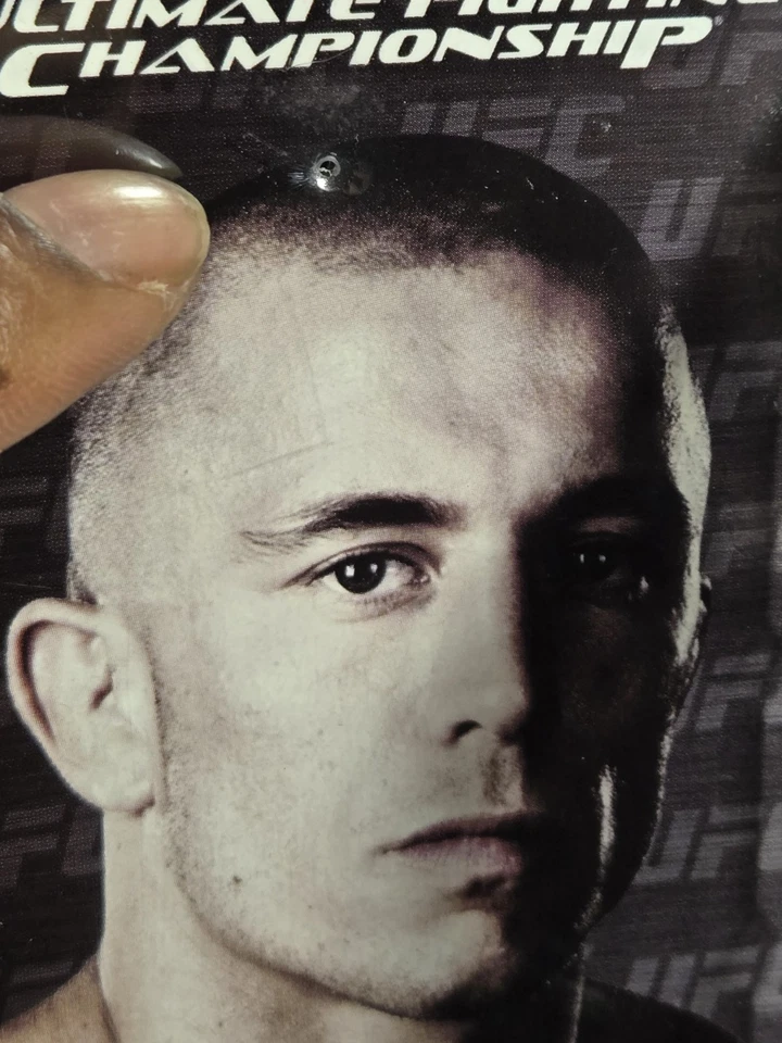 Georges Rush St Pierre UFC Ultimate Collector Paquete Sellado Nunca Abierto 2011 Foto 4 de 4