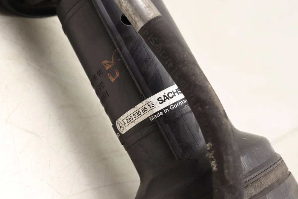 2007-2012 MERCEDES-BENZ SL550 - Front Right ABC Strut / Shock Absorber Assembly - Image 2 of 4