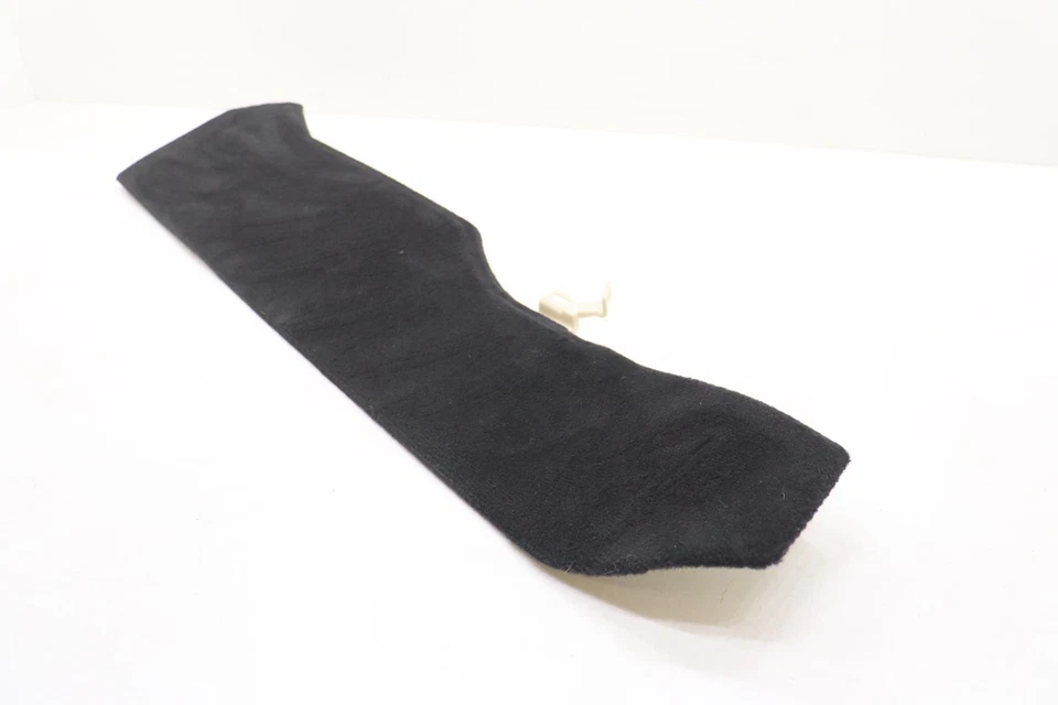 2020 - 2025 LAND ROVER DISCOVERY SPORT RIGHT SIDE LOWER PANEL TRIM COVER OEM - Image 2 of 4