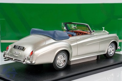 ☆♦ROLLSーROYCE☆SOLIDーSTATE♦☆ Cult Scale - 1:18 Rolls-Royce Silver Cloud DHC Shell Grey 1960