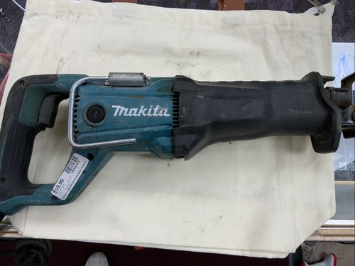 Makita JR3051T 120V Reciprocating Saw