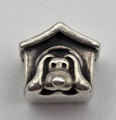 Pandora 925 Sterling Silber Hundehütte Herz Bead Charm