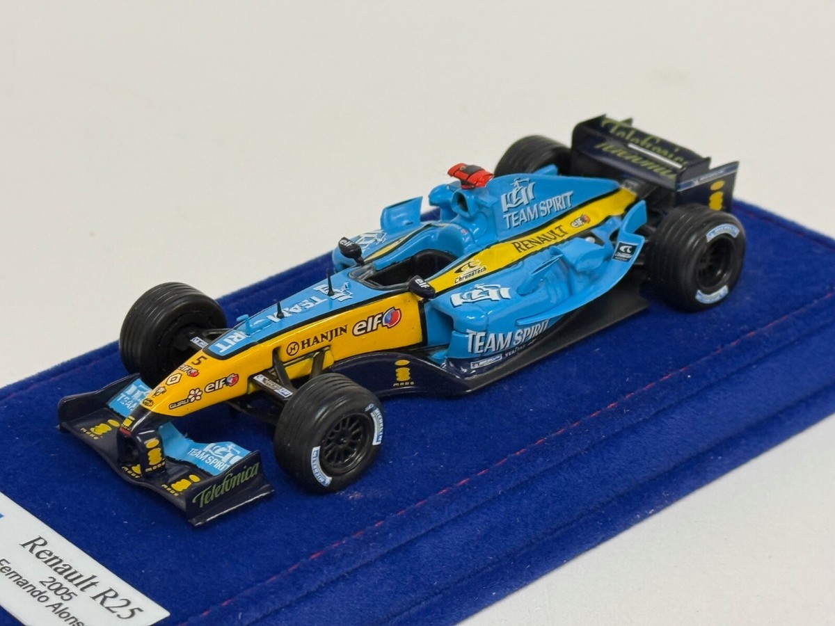 1/43 Renault R25 from 2005 F1 Season of Fernando Alonso