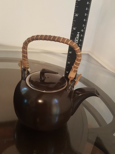 Chinese 7 Piece Tea Set With Decorative Box. Used In Good Condition. - Picture 3 of 12