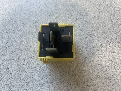 1998-2003 MERCEDES-BENZ ML320 ~ HEADLIGHT WIPER/WASHER RELAY ~ A0025421419 ~ OEM - Picture 2 of 3