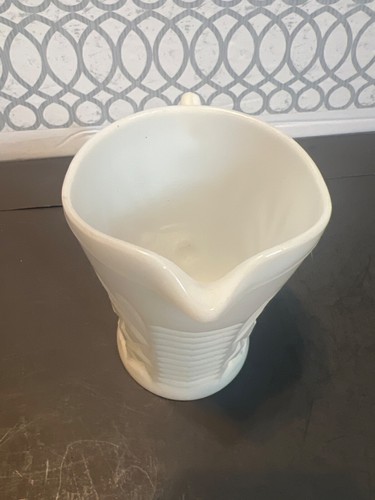 Vintage ANCHOR HOCKING "PRESCUT PINEAPPLE" WHITE MILK GLASS CREAMER /PITCHER - Picture 3 of 5