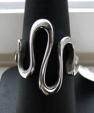 Modern Curvy Statement Ring Stainless Steel High Polished Women's-Sizes 7-10