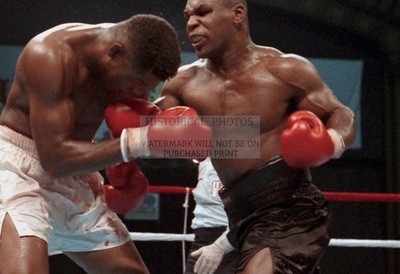 MIKE TYSON VS TYRELL BIGGS BOXING HEAVYWEIGHT ACTION 13X19 PHOTO