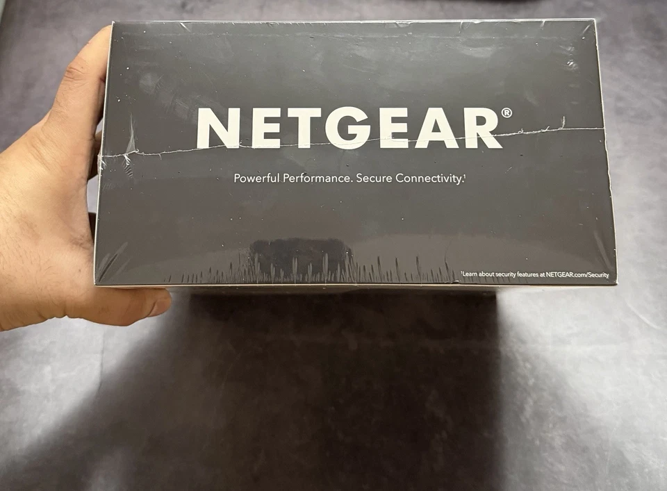 Netgear CM3000 Nighthawk DOCSIS 3.1 Mid-High Split Cable Modem - 2.5Gbps - NEW - Image 3 of 3