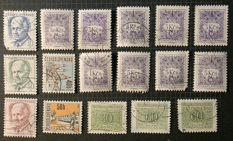 Lot of 18 Vintage Czech Stamps 1940s-50s - Gottwald, Linden Leaves, Architecture