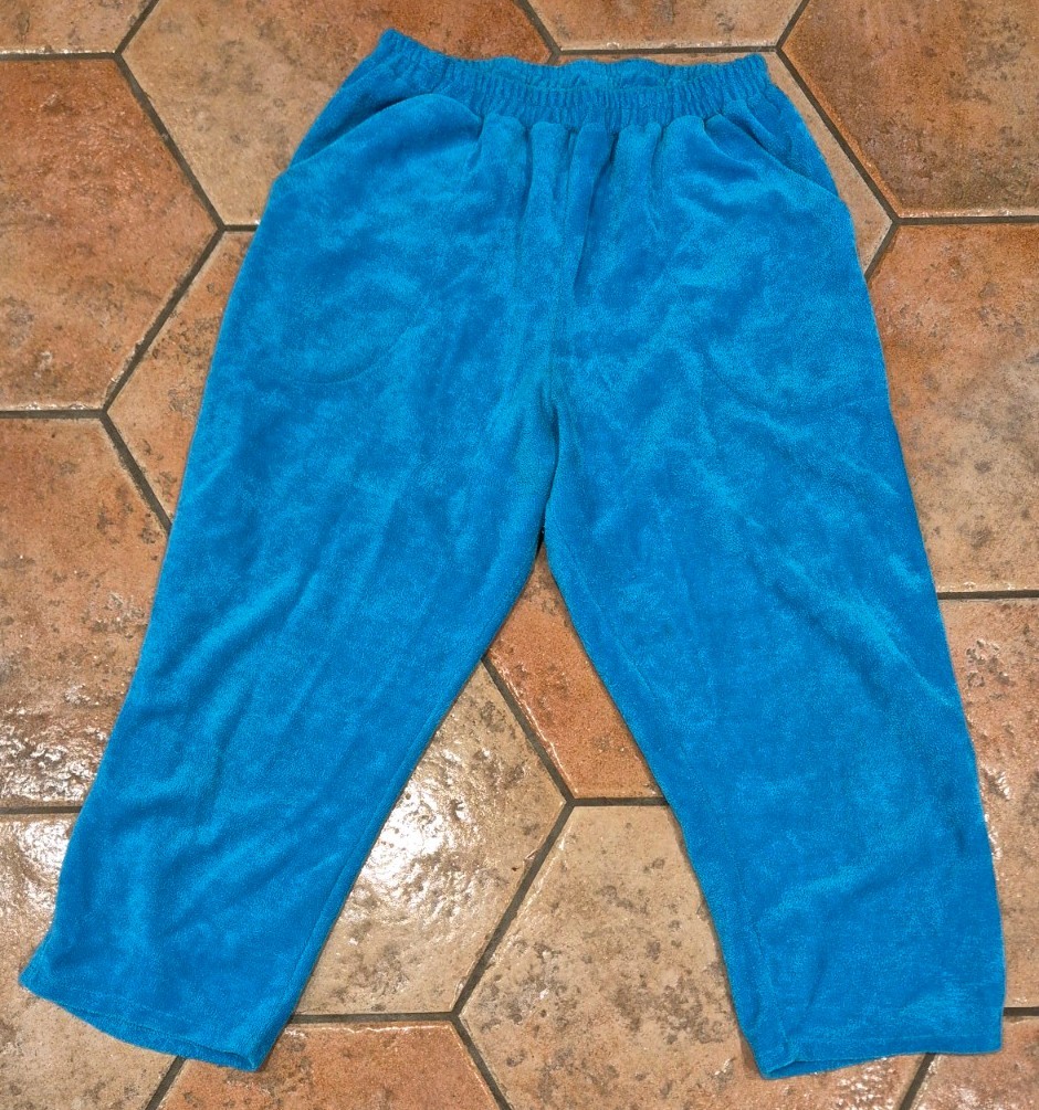 Picture 4 of 5