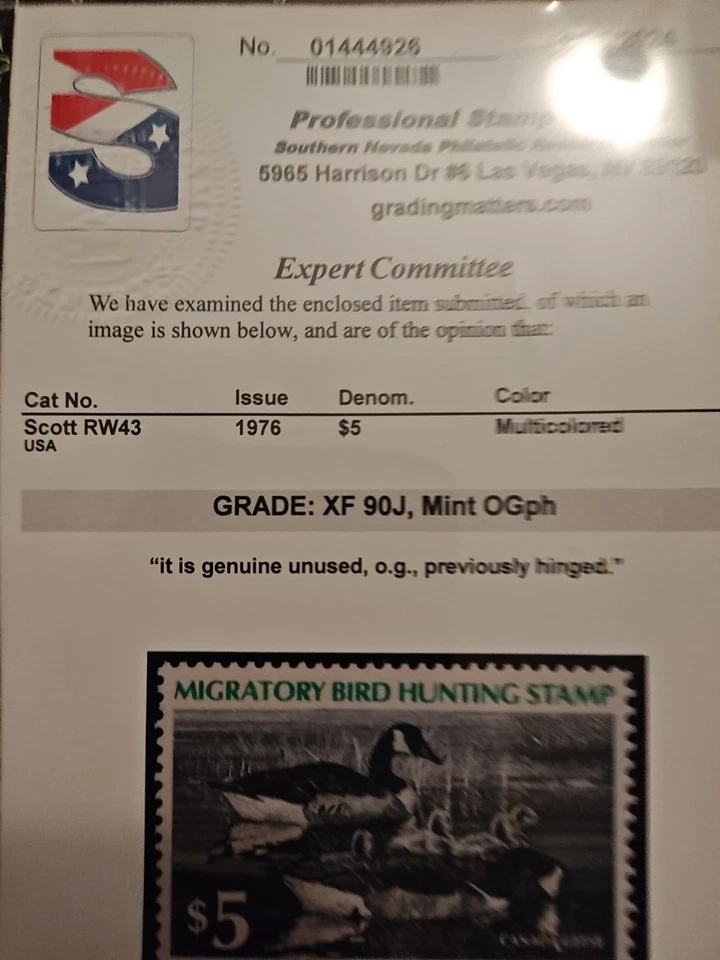 US RW43 Federal Duck Stamp - Extremely Fine, Previously Hinged -  1976 stamp - Image 2 of 4