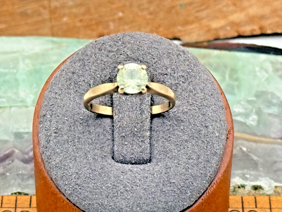 Anillo solitario de cóctel vintage de topacio azul de oro amarillo macizo de 10 quilates talla 7--1834,25 Foto 2 de 4