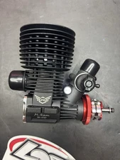 Nitro Engine with Adjustable 4 Shoes Clutch System and Tuned Exhaust Pipe. New
