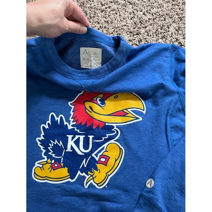 Alta Gracia Kansas Jayhawks KU Crewneck Sweatshirt Blue Small NCAA Collegiate image 7