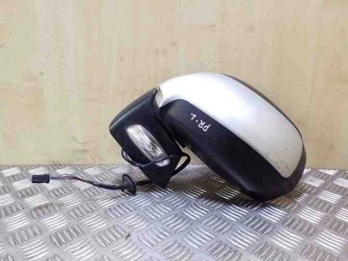 Peugeot 5008 wing mirror left E4023710 1.6 diesel 80kw 2010 26106559
