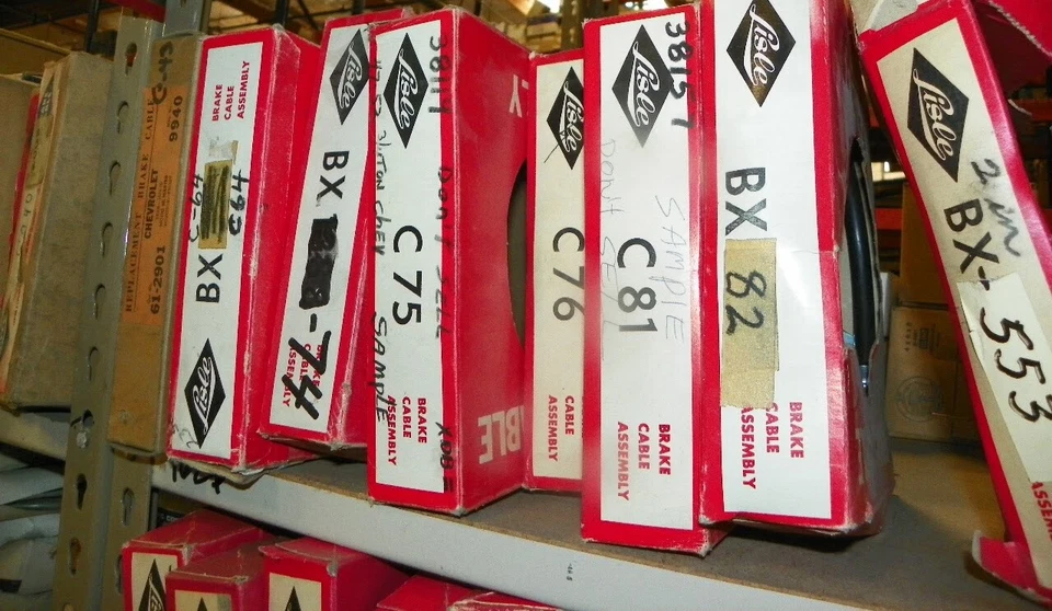 Задний тормозной трос Lisle C76 для 1947-1952 Chevrolet GMC 1 тонна 3800 250FC 250-22 - Изображение 3 из 3