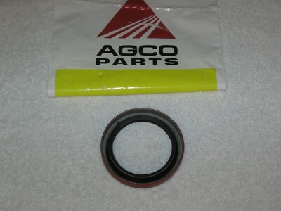 OEM MASSEY FERGUSON TO30 TO20 TE 20 TEO20 CENTER HSG INPUT SHAFT SEAL 195760M1