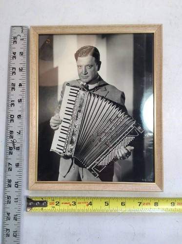 Richard Dig Accordion Player Black White Signed Photo Framed 8”x10” - Picture 7 of 11