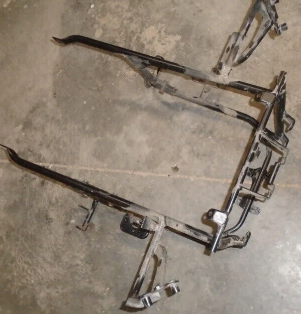 Kawasaki Voyager ZG1200 ZG 1200 B XII 2002 carenado delantero sub bastidor soporte de montaje Foto 2 de 3