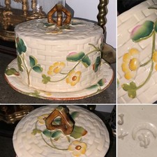 ANTIQUE CHEESE STILTON DOME GEORGE JONES SIGNED GERANIUM BASKET CREAM MAJOLICA