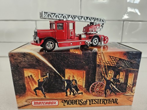 Matchbox Models of Yesteryear Fire Engine Series YFE05 1932 Mercedes-Benz Ladder - Picture 1 of 12
