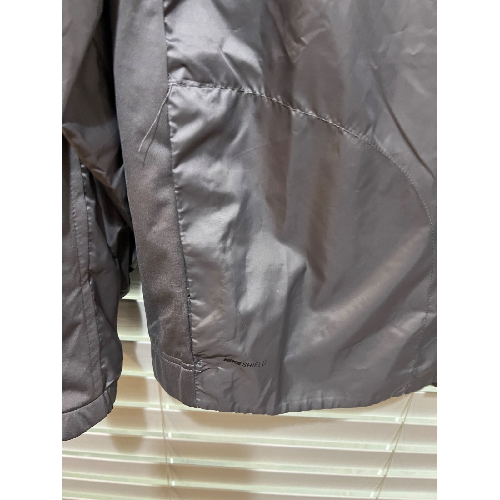Nike Shield Golf Wind Jacket - Size L - image 4