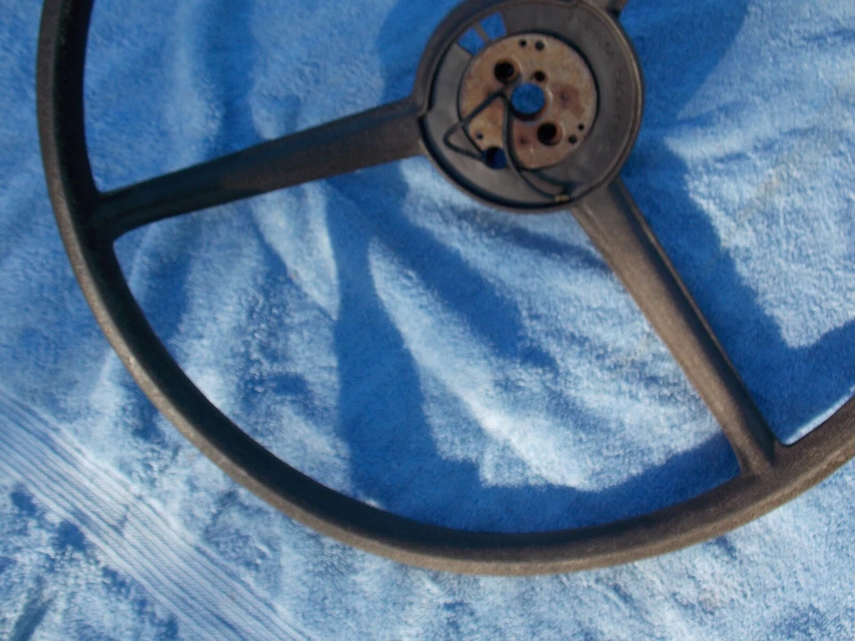 1970 年道奇 Dart Demon 方向盘绿色 — 第 3/4 张图片