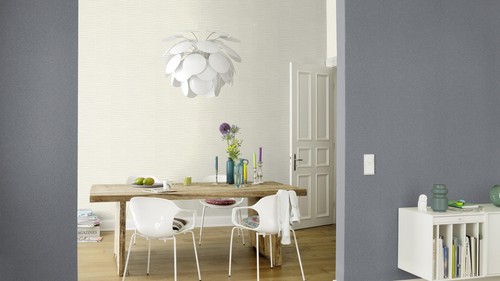 Papel pintado rápido no tejido Glam 542011 plata blanco rayas con estilo - Imagen 4 de 5