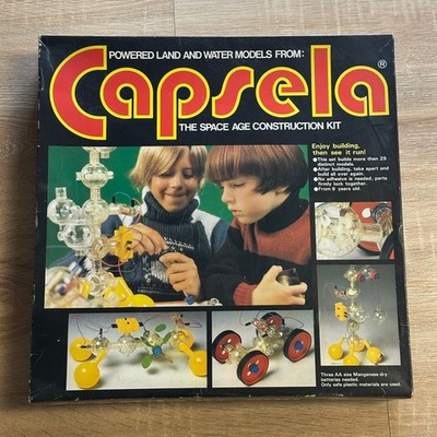 Capsela Space Age Construction Kit Vintage with manual - Not Complete