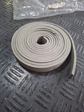 SPEZZONE DA 3MT. GUARNIZIONE PORTA ADATTABILE A PIAGGIO APE 175-350-400 (ANNI 60