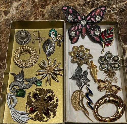 Vintage Broschen Anstecknadel Konvolut - teilweise gemarkt/unmarkiert - 20 Stück!