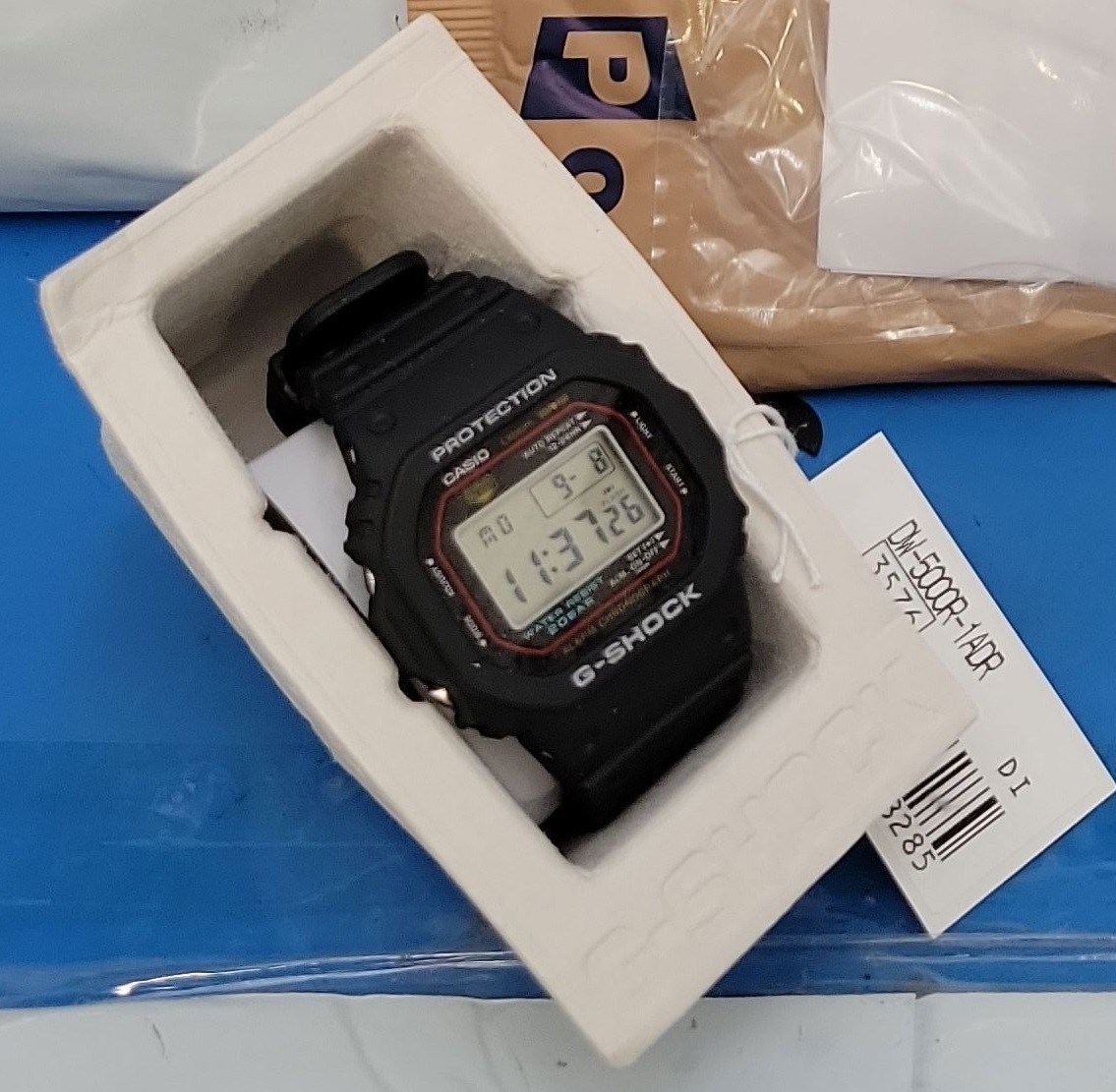 REVIVAL version watch New DW5000R-1A Casio G-Shock Man's model 1983 Original - vintagewatches.pk
