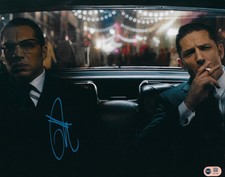 TOM HARDY SIGNED LEGEND 14x11 PHOTOGRAPH (ACG CERT AG16668)