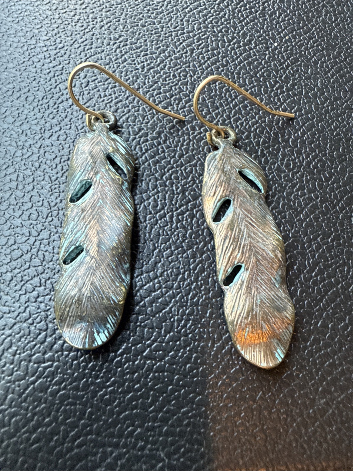 Picture 3 of 4