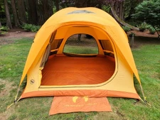BIG AGNES Big House 6 Camping Tent W/ Footprint ~ 6 Person ~ 3 Season