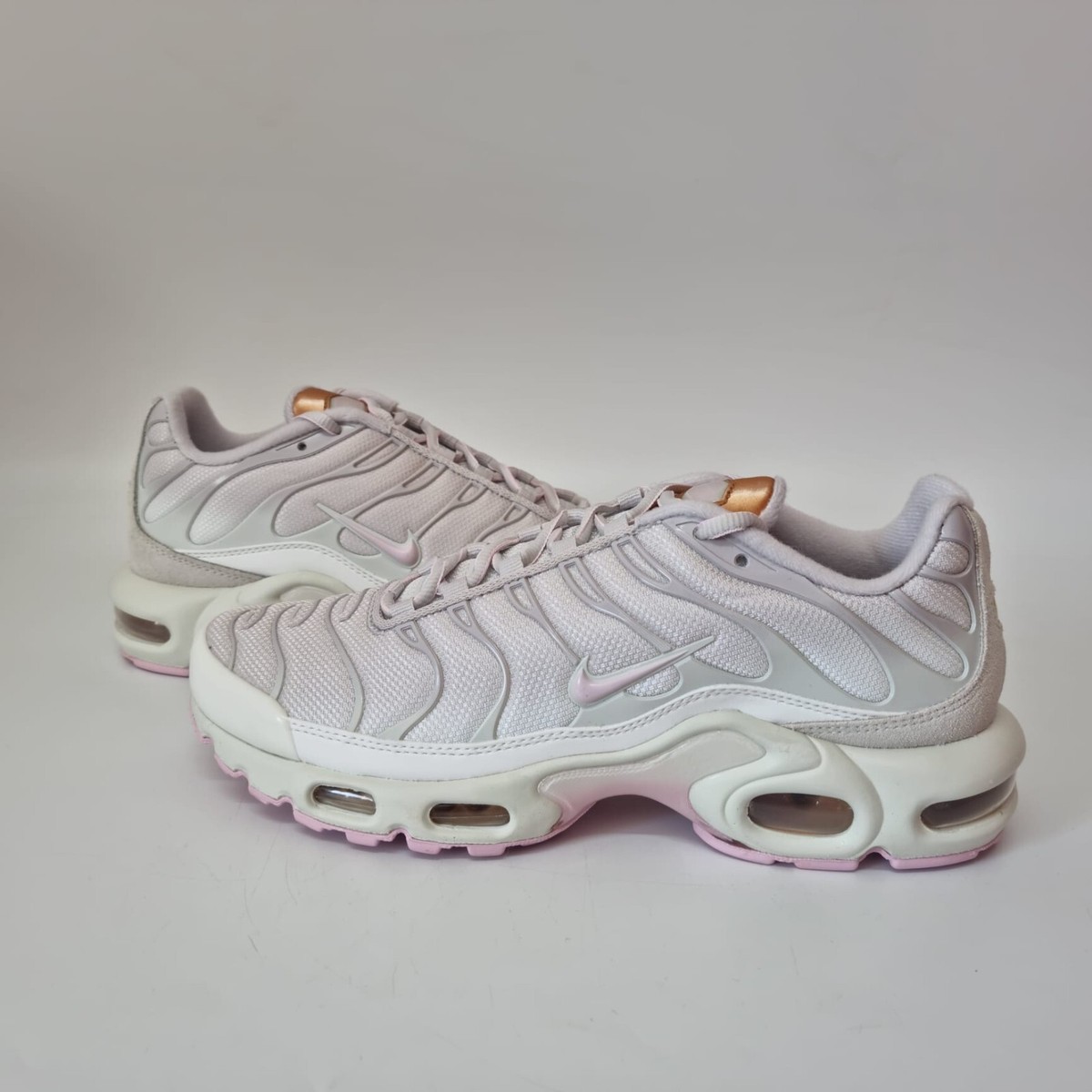 Nike Air Max Plus TN Tuned Pink Foam Grey DD6612-001 Womens
