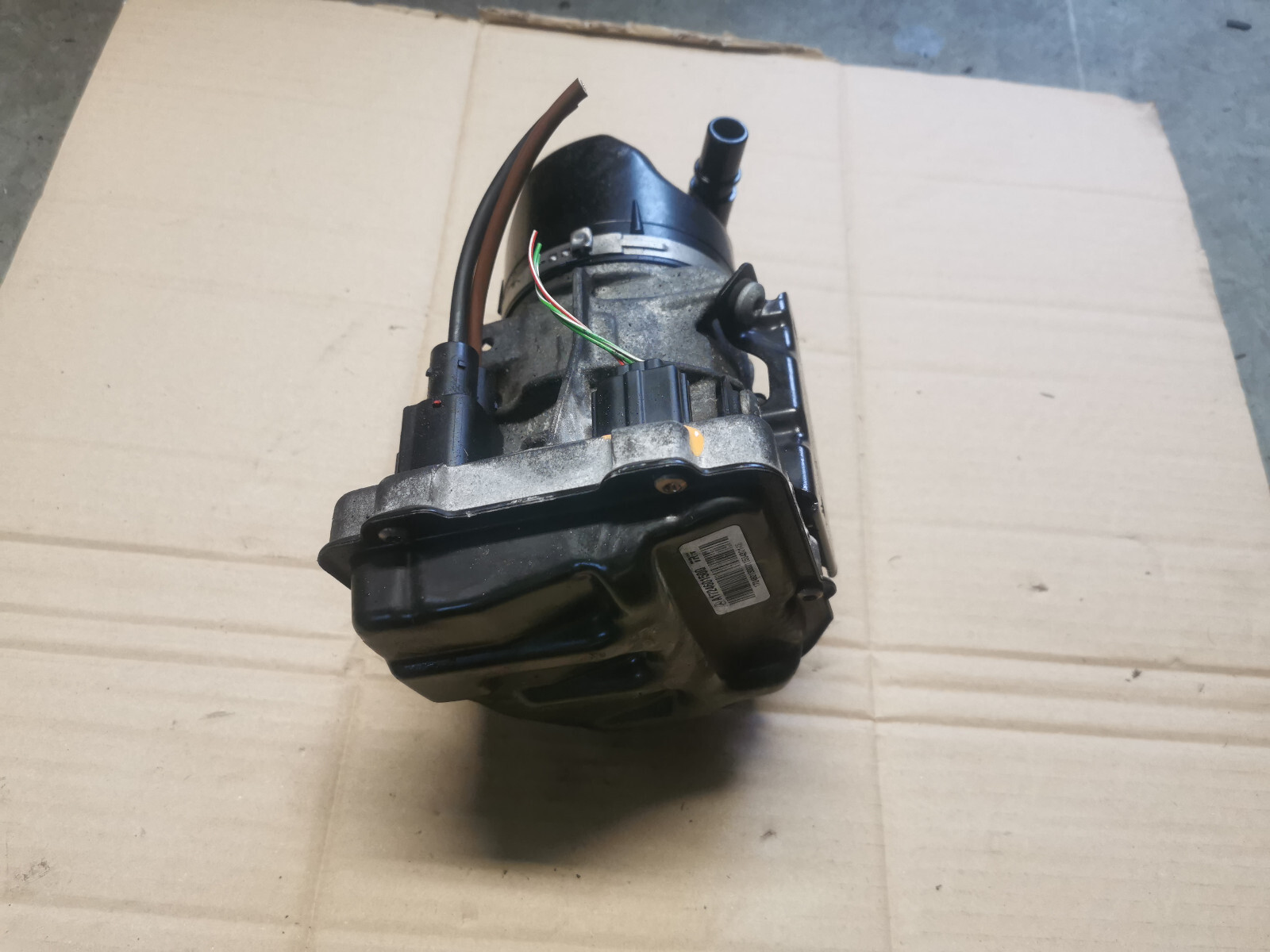 Genuine MERCEDES SLC R172 Power Steering Pump A1724601500 Only  