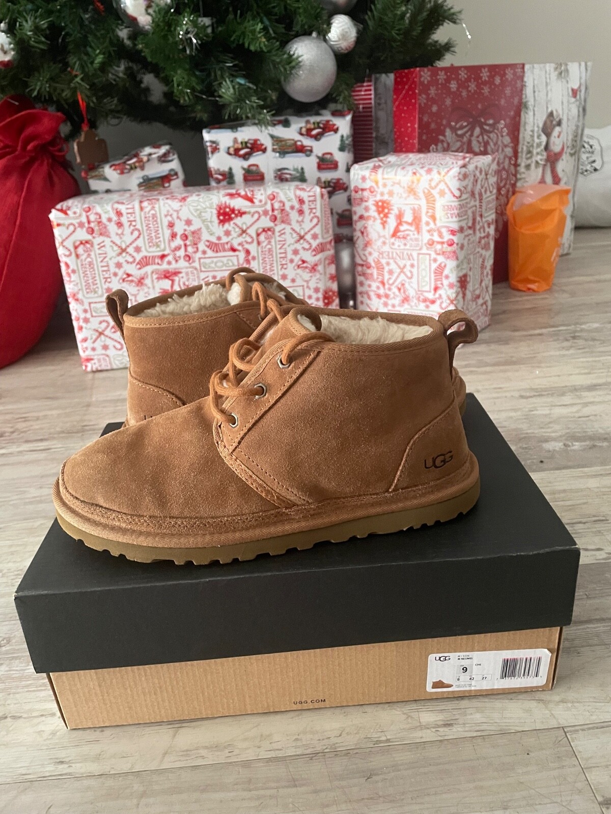 UGG Australia Neumel Suede Boots for Men, Size 9 - Chestnut
