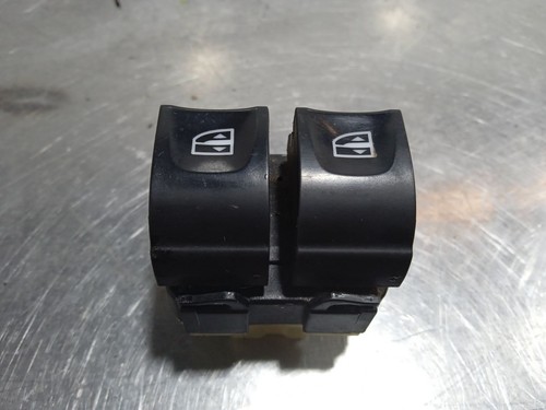 254118044R COMMANDE DE LÈVE VITRE AVANT GAUCHE / 1069775 POUR RENAULT CLIO IV LI