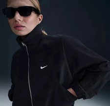 NEW Nike Women's Sz Small Sportswear Everything Repel UVProtection Jacket 90