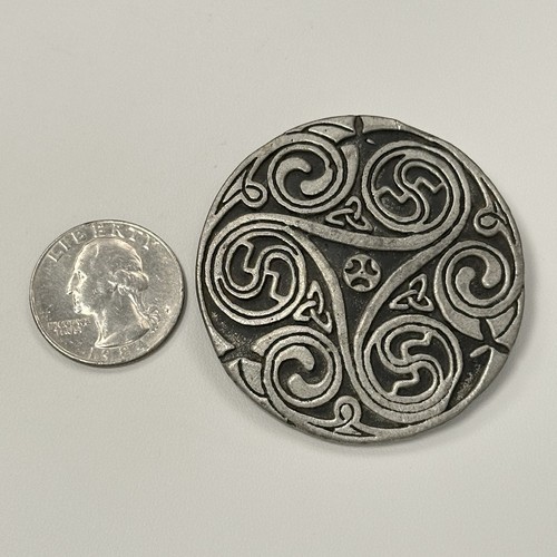 Vintage Zinn keltische Spirale Triskele Design Brosche Anstecknadel 2", 31,6 g - Bild 3 von 18
