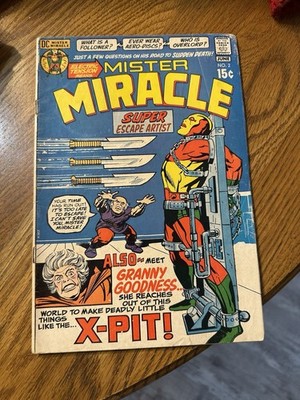 Mister Miracle #2 (1971) 1st App Granny Goodness Jack Kirby - see pics!
