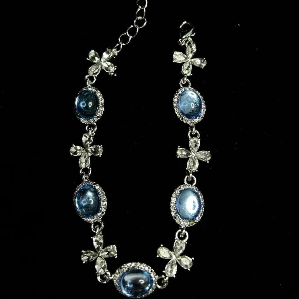 Pulsera Retro Corte Inspirada Vintage - Cruz Zafiro Azul Mariposa Delicada Foto 2 de 4