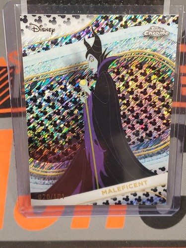 2025 Topps Chrome Disney Maleficent Mickey Mouse Black & White Shimmer /101 - Bild 5 von 7