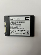 WD Blue 3D NAND Internal SSD SATA III 2.5 in 1TB WDS100T2B0A-00SM50