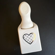 New Martha Stewart embossed LATTICE HEART Craft Punch Paper Card Free Shipping