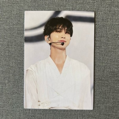 SEVENTEEN Joshua  SEVENTEEN Tour Follow Fellow Trading Card 03